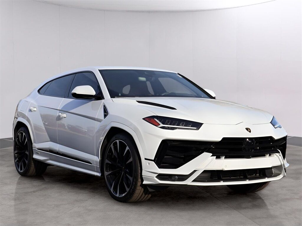 2024 Lamborghini Urus S