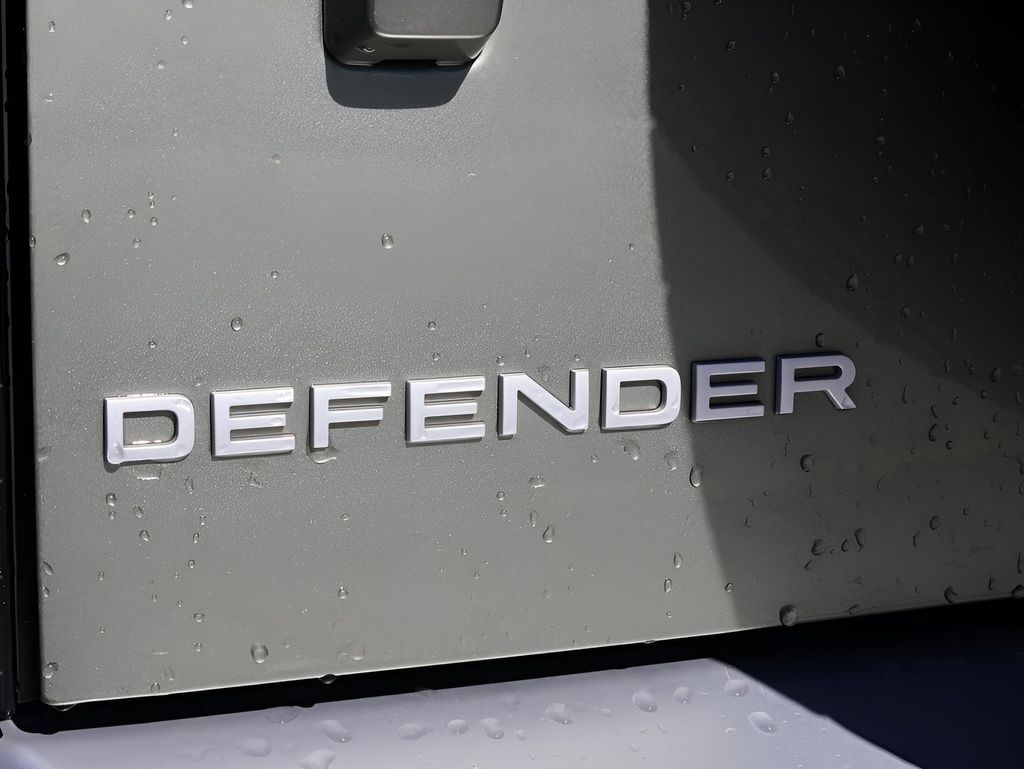 2024 Land Rover Defender 110 SE San Clemente CA