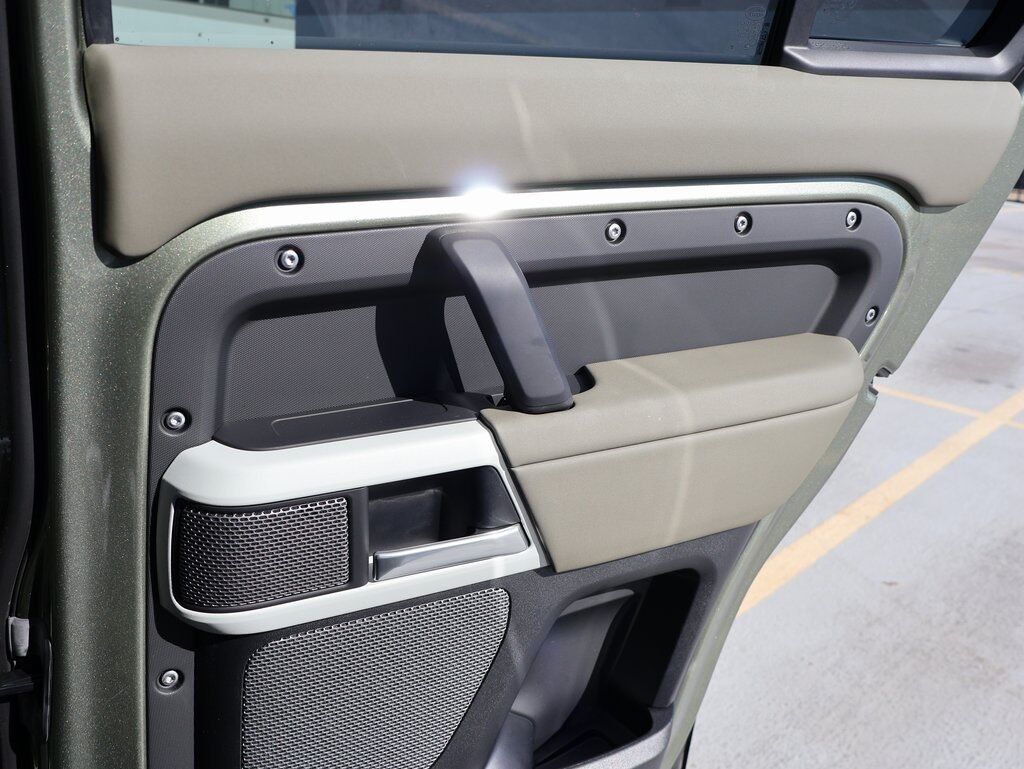 2024 Land Rover Defender 110 SE San Clemente CA