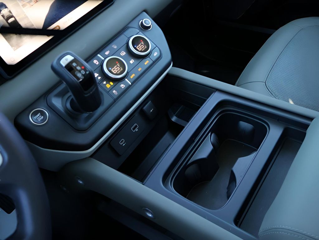 2024 Land Rover Defender 110 SE San Clemente CA