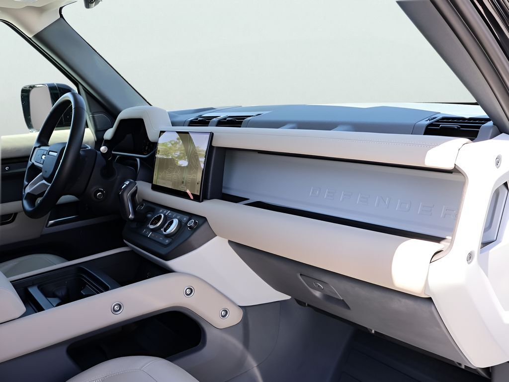 2024 Land Rover Defender 110 SE San Clemente CA