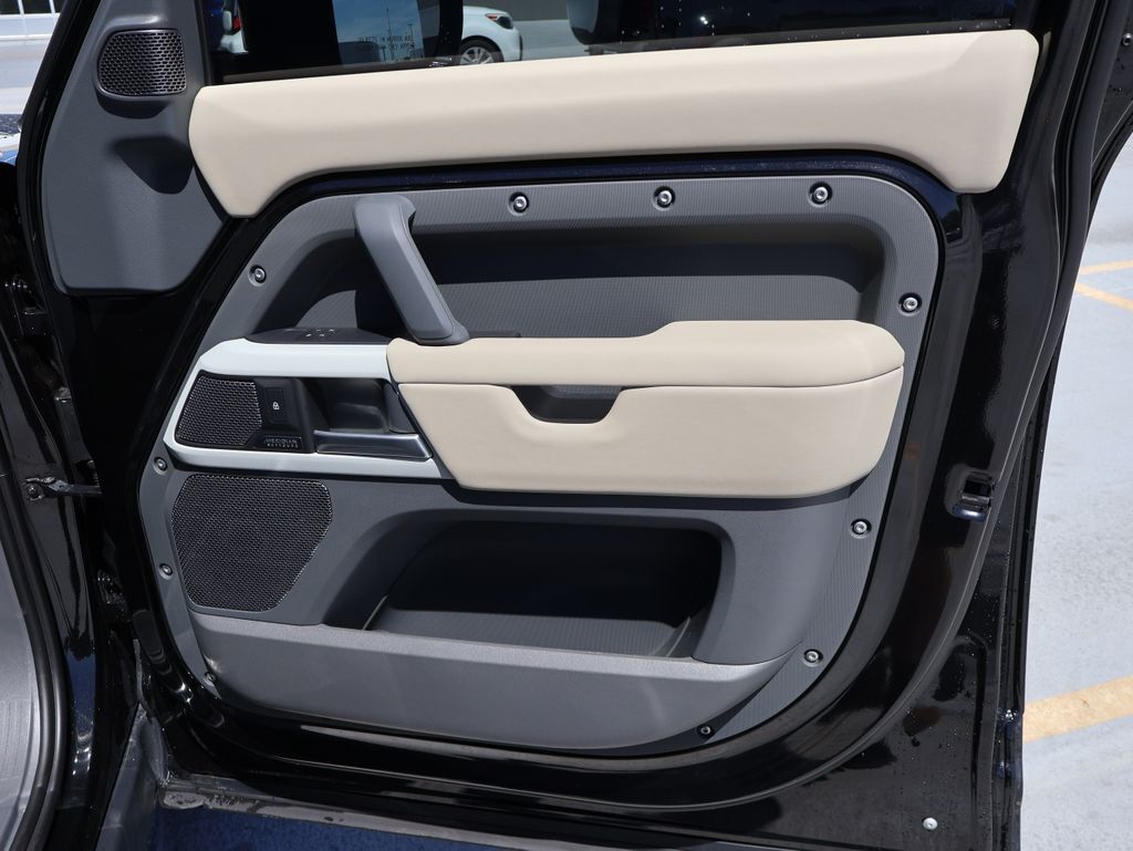 2024 Land Rover Defender 110 SE San Clemente CA