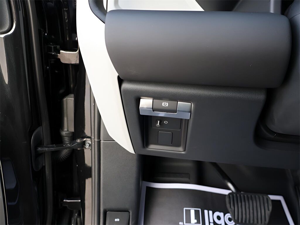 2024 Land Rover Defender 110 X-Dynamic SE San Clemente CA