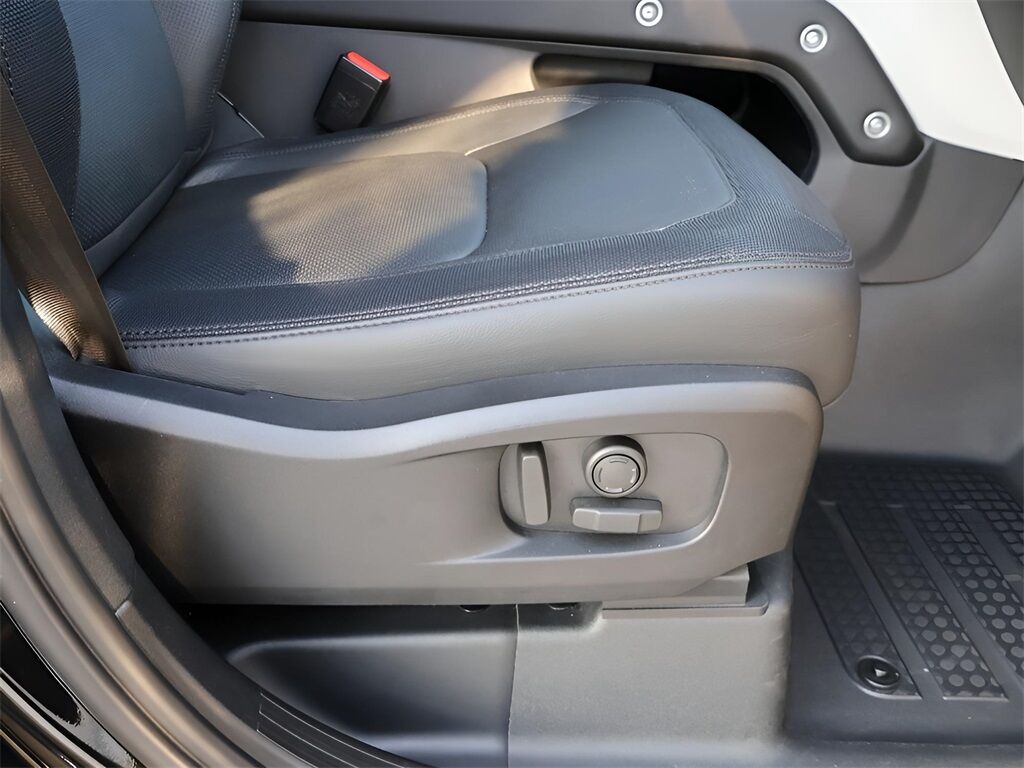 2024 Land Rover Defender 110 X-Dynamic SE San Clemente CA