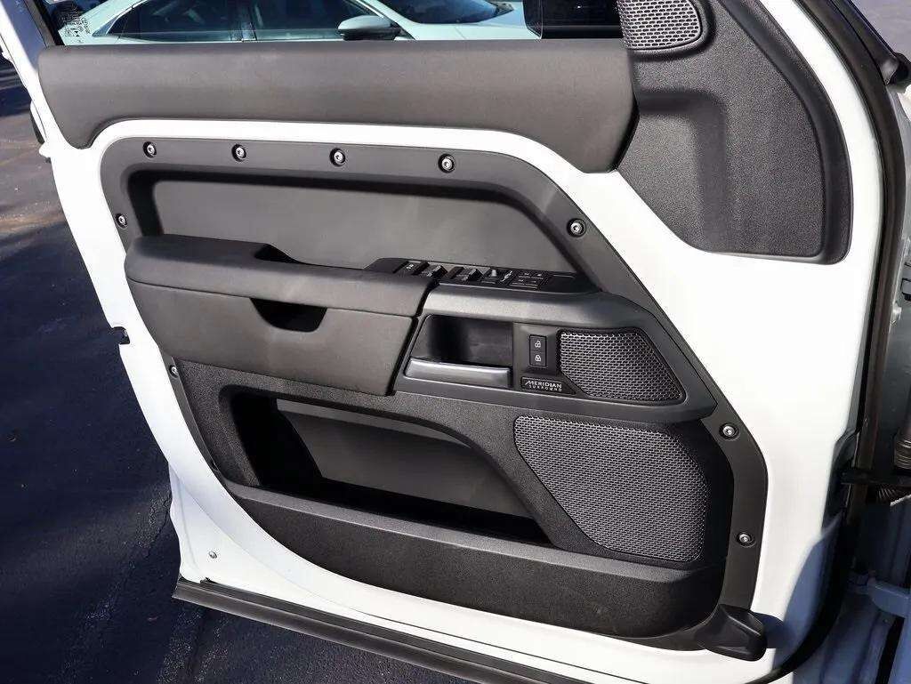 2024 Land Rover Defender 110 X-Dynamic SE San Clemente CA