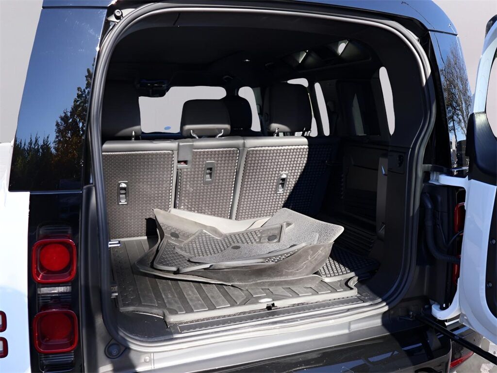 2024 Land Rover Defender 110 X-Dynamic SE San Clemente CA