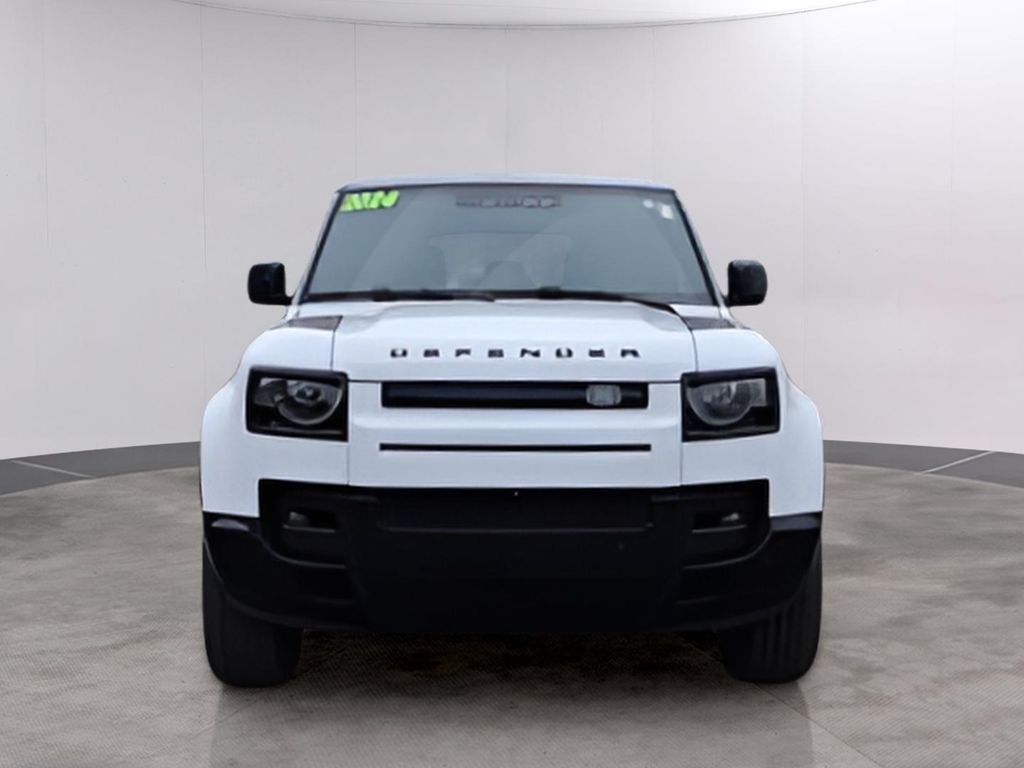 2024 Land Rover Defender 110 X-Dynamic SE