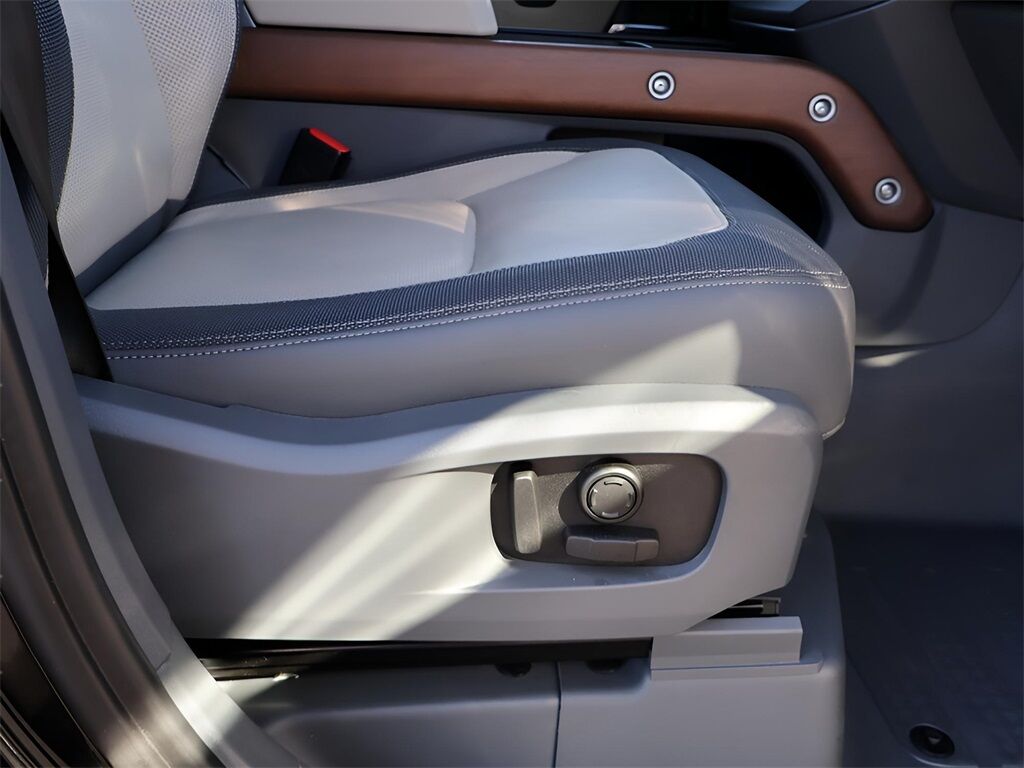 2024 Land Rover Defender 110 X-Dynamic SE San Clemente CA