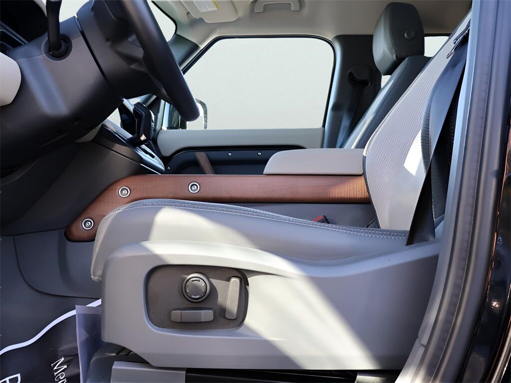 2024 Land Rover Defender 110 X-Dynamic SE San Clemente CA