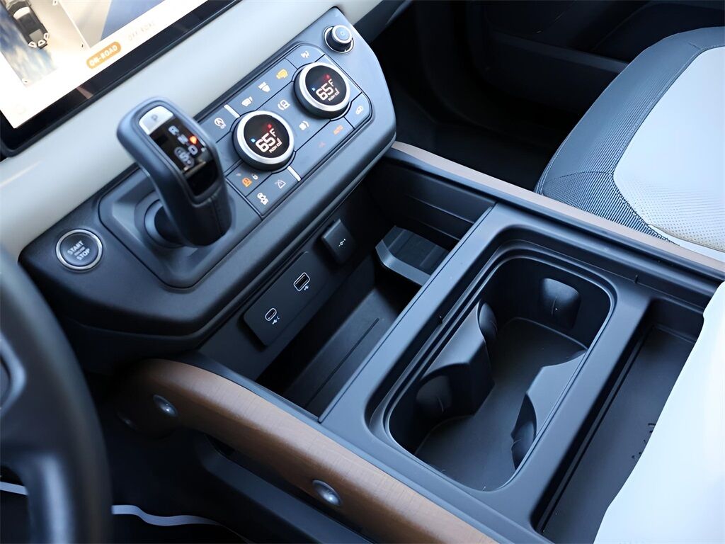 2024 Land Rover Defender 110 X-Dynamic SE San Clemente CA