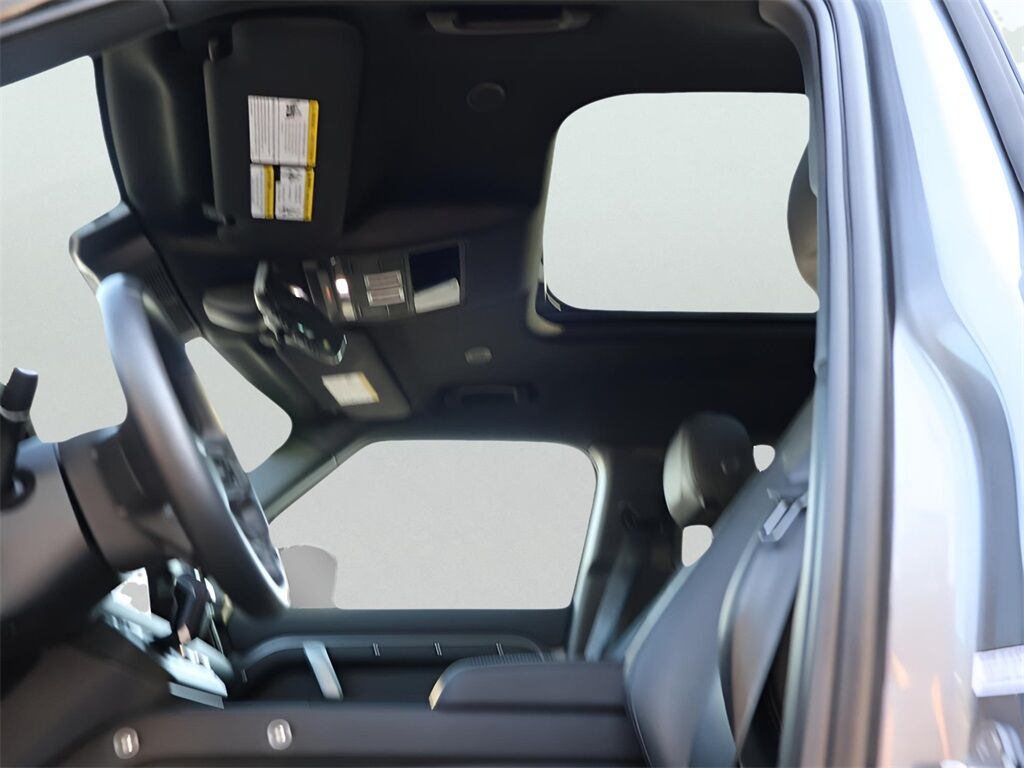 2024 Land Rover Defender 110 X-Dynamic SE San Clemente CA