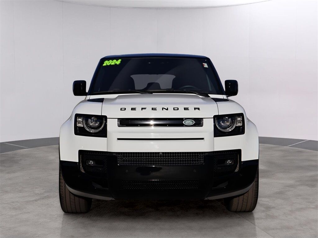 2024 Land Rover Defender 110 X-Dynamic SE