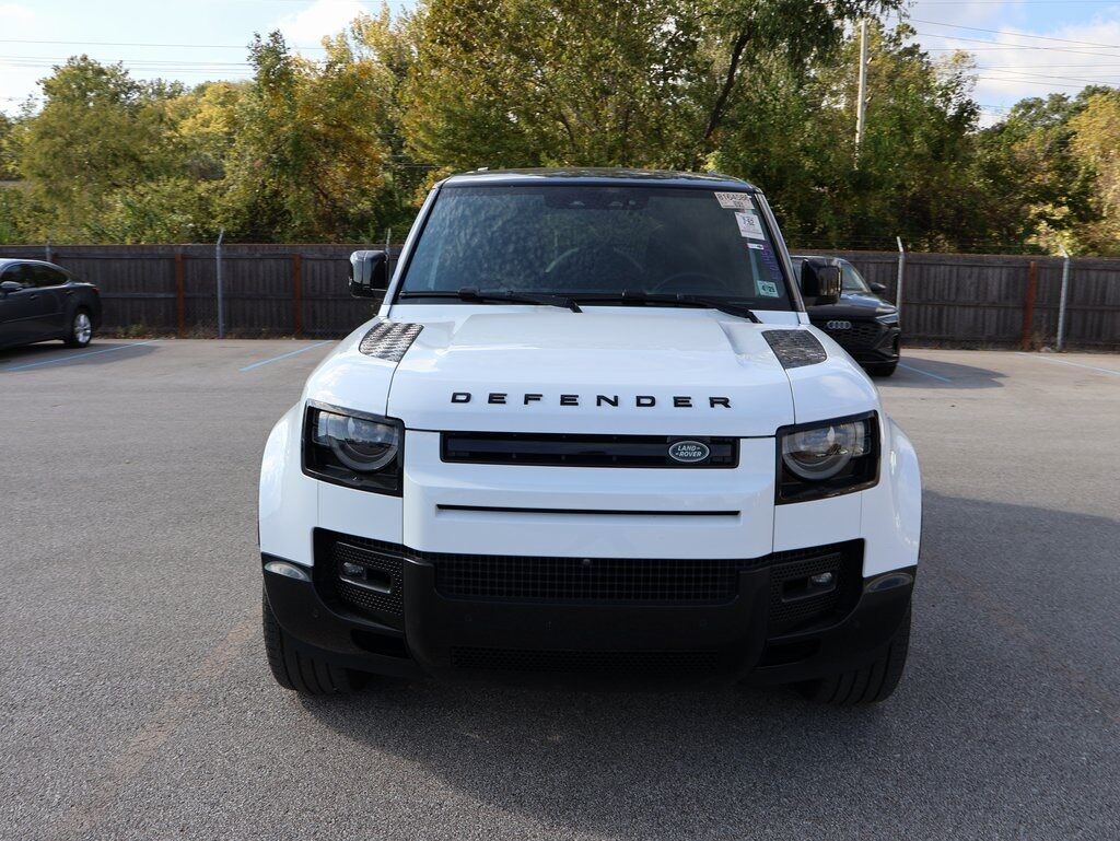 2024 Land Rover Defender 110 X-Dynamic SE