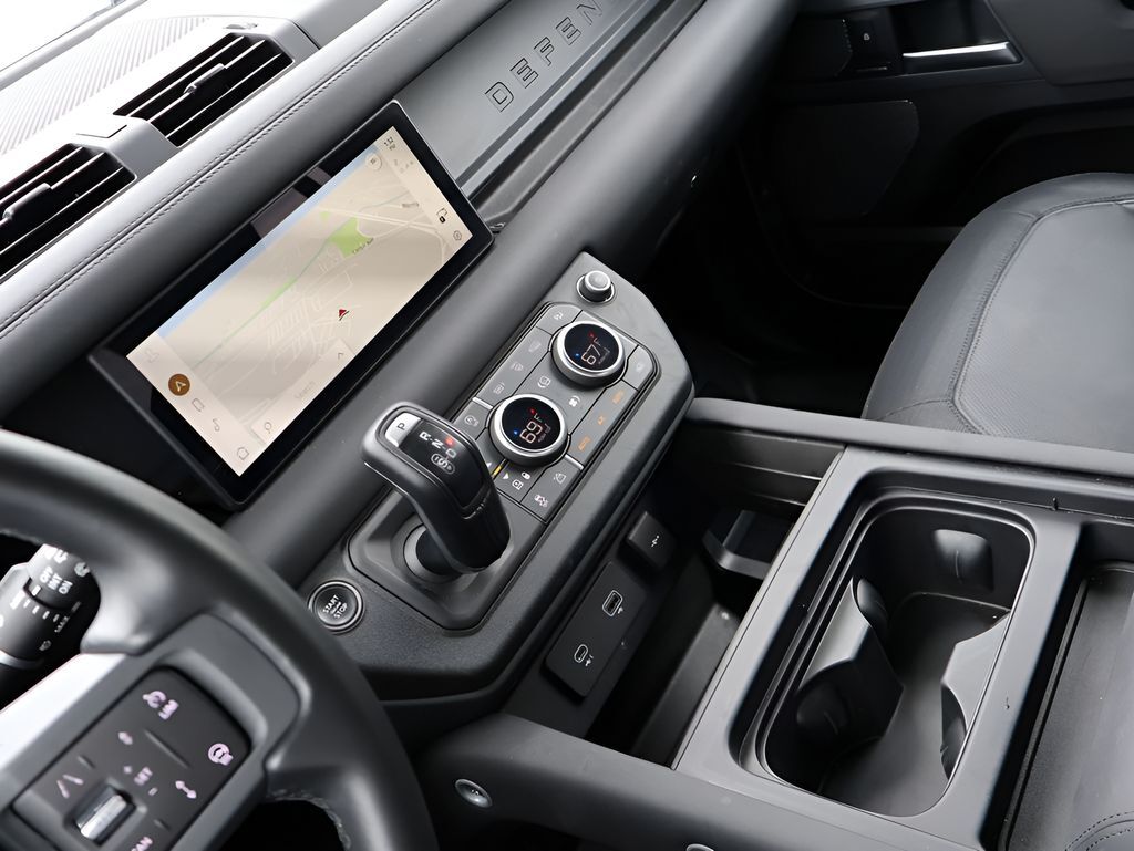 2024 Land Rover Defender 110 X-Dynamic SE San Clemente CA