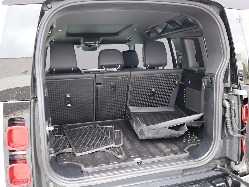 2024 Land Rover Defender 110 X-Dynamic SE San Clemente CA