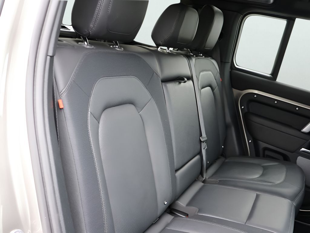 2024 Land Rover Defender 110 X-Dynamic SE San Clemente CA