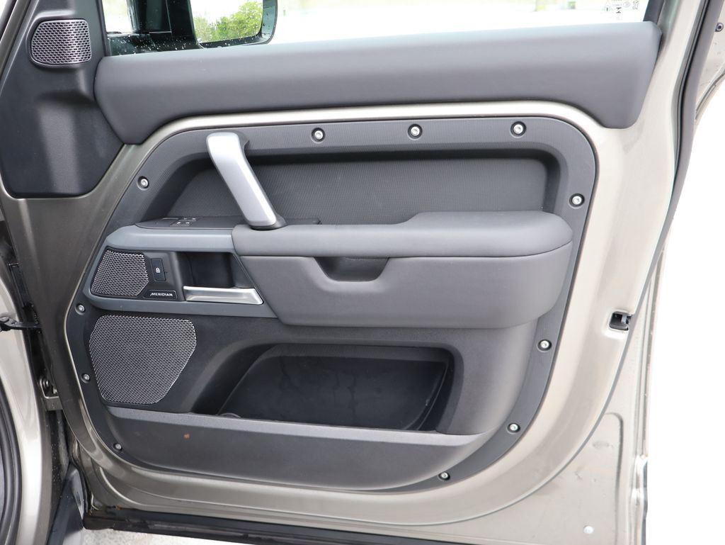 2024 Land Rover Defender 110 X-Dynamic SE San Clemente CA