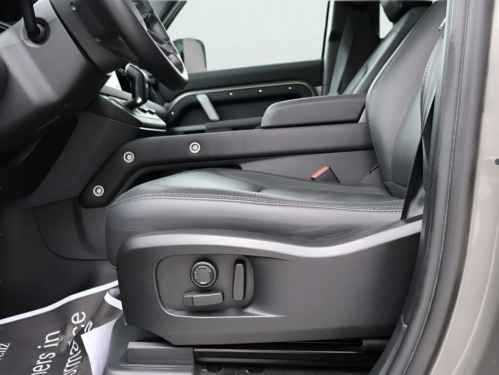 2024 Land Rover Defender 110 X-Dynamic SE San Clemente CA