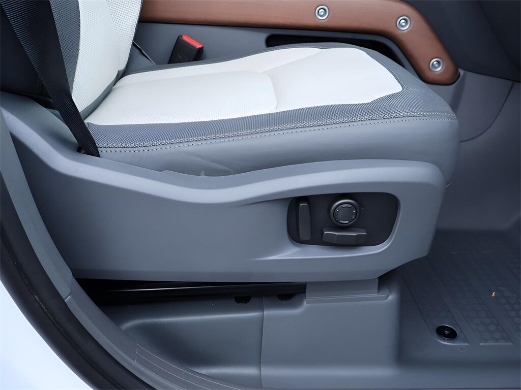 2024 Land Rover Defender 110 X-Dynamic SE San Clemente CA