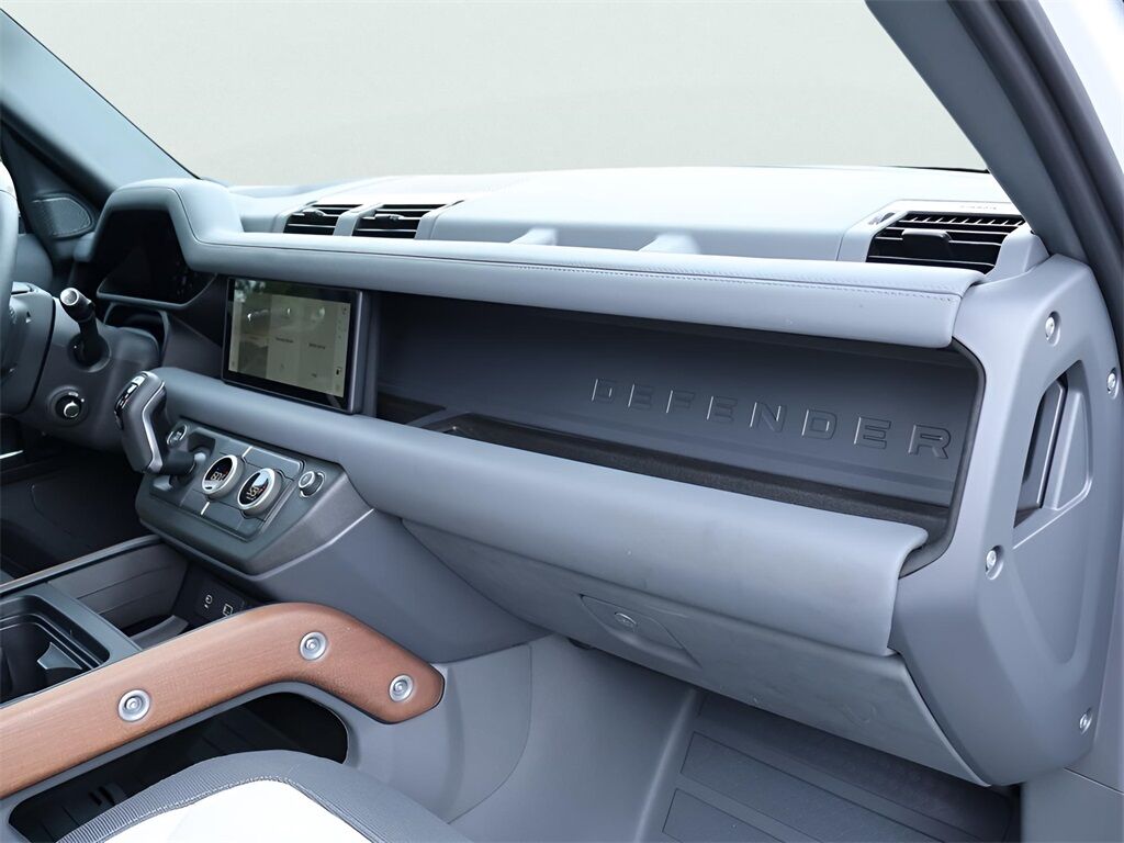 2024 Land Rover Defender 110 X-Dynamic SE San Clemente CA