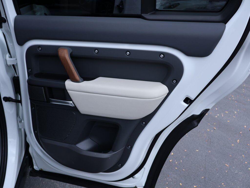 2024 Land Rover Defender 110 X-Dynamic SE San Clemente CA