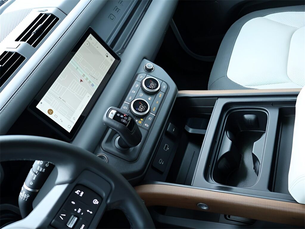 2024 Land Rover Defender 110 X-Dynamic SE San Clemente CA