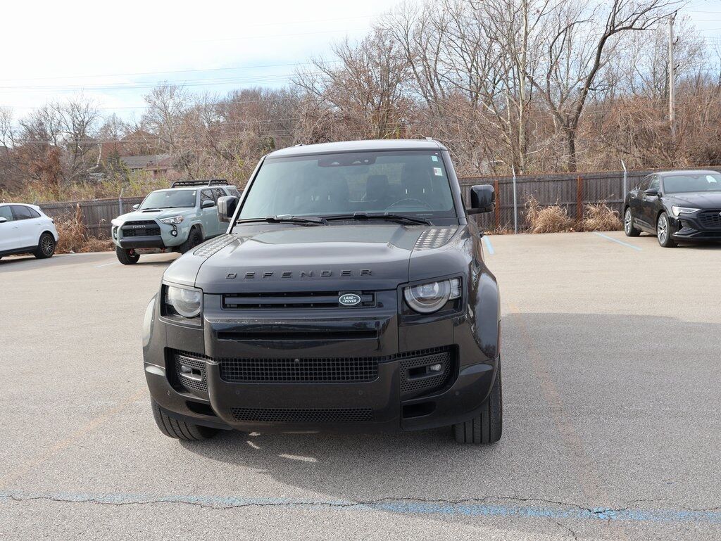 2024 Land Rover Defender 110 X-Dynamic SE