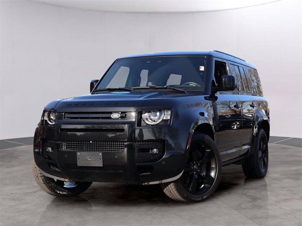 2024 Land Rover Defender 130 X-Dynamic SE