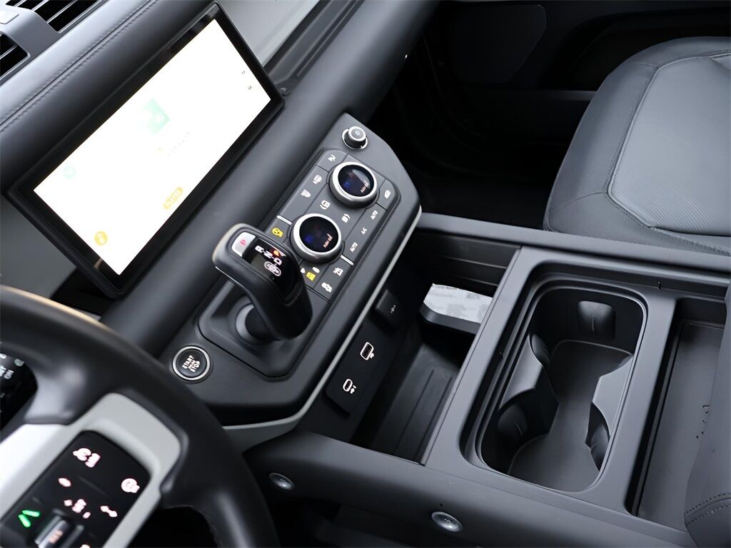 2024 Land Rover Defender 90 X-Dynamic SE San Clemente CA