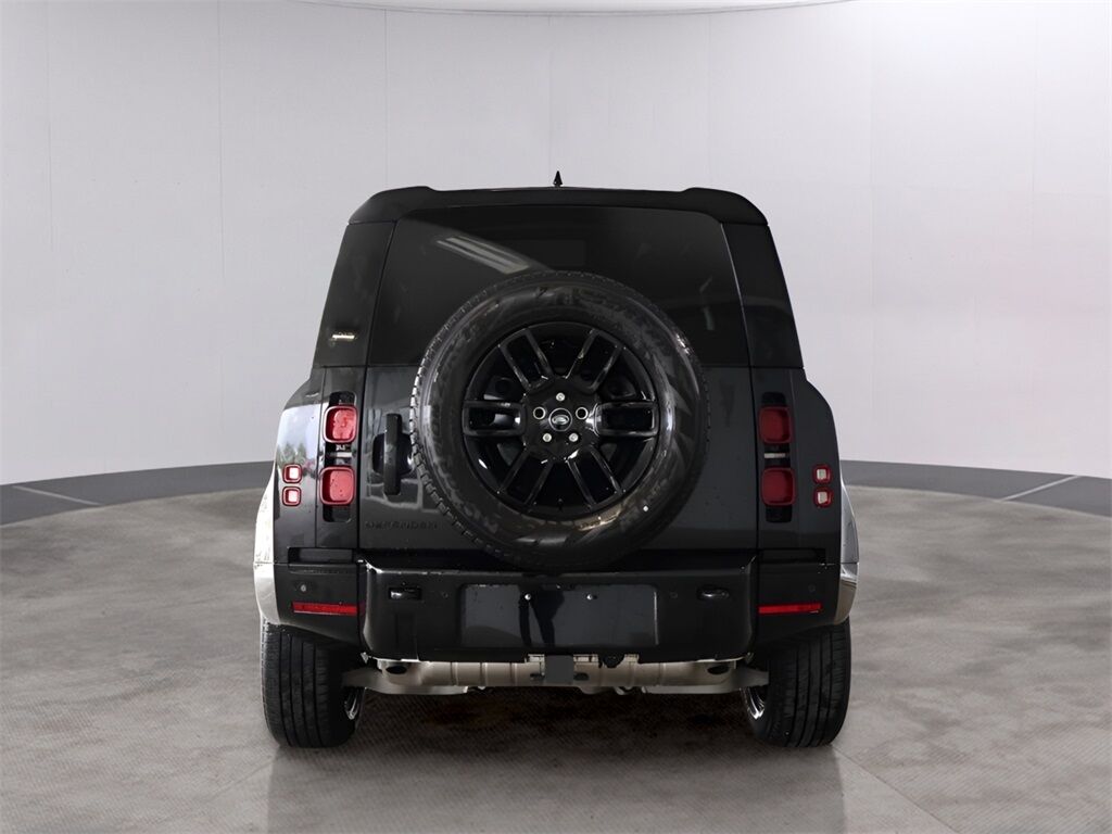 2024 Land Rover Defender 90 X-Dynamic SE San Clemente CA