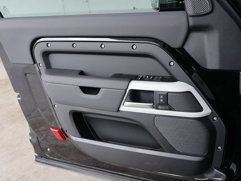 2024 Land Rover Defender 90 X-Dynamic SE San Clemente CA