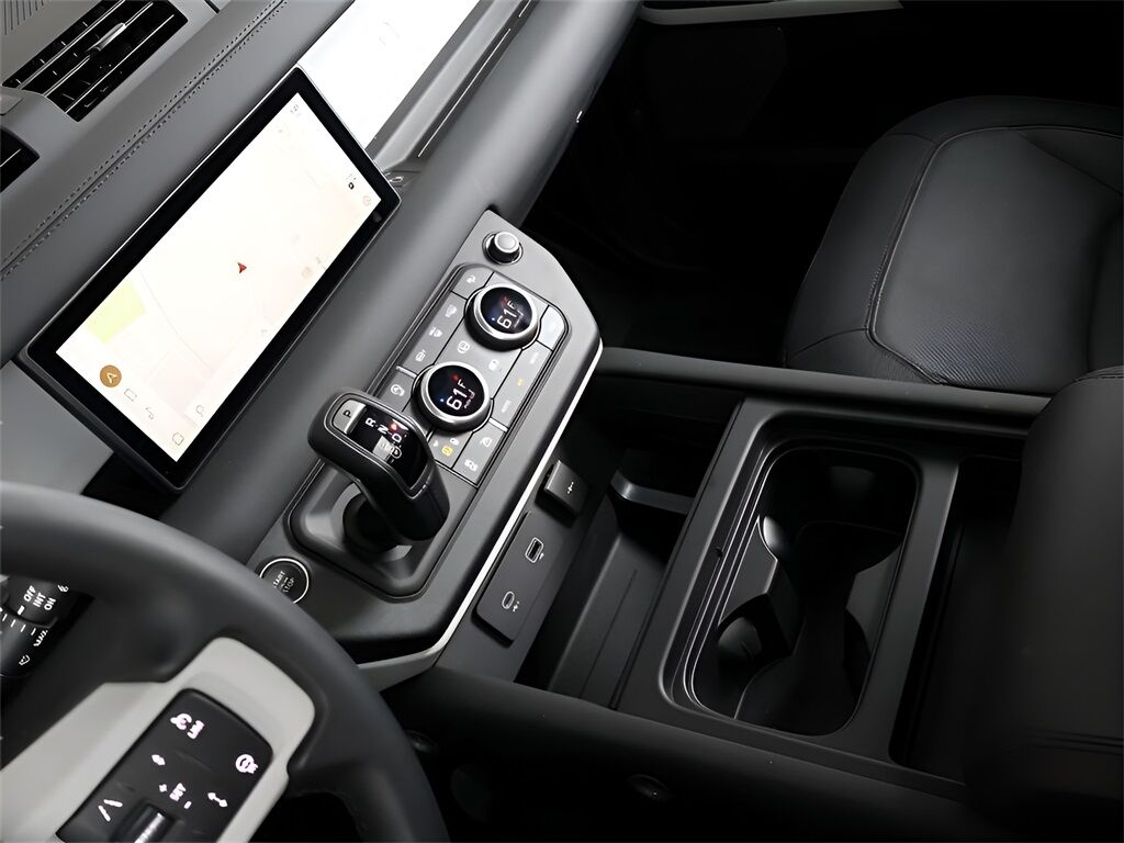 2024 Land Rover Defender 90 X-Dynamic SE San Clemente CA