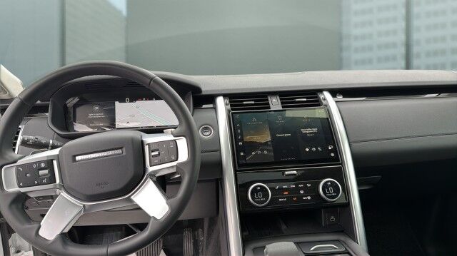 2024 Land Rover Discovery S San Juan TX 2024 Land Rover Discovery S San Juan TX