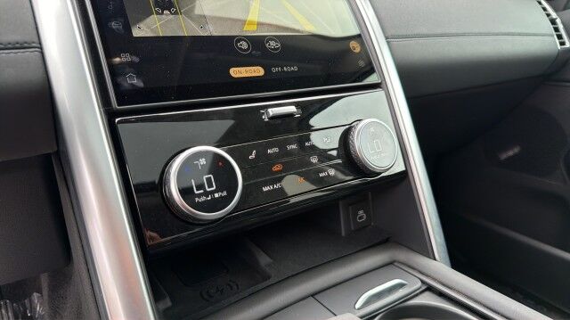 2024 Land Rover Discovery S San Juan TX 2024 Land Rover Discovery S San Juan TX