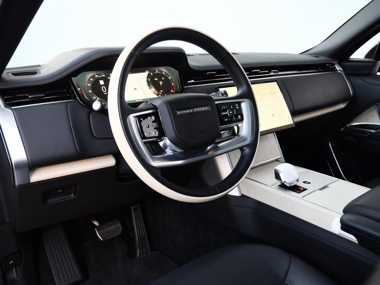 2024 Land Rover Range Rover SV SV Lawrence KS