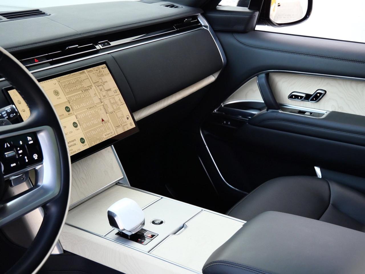 2024 Land Rover Range Rover SV SV Lawrence KS