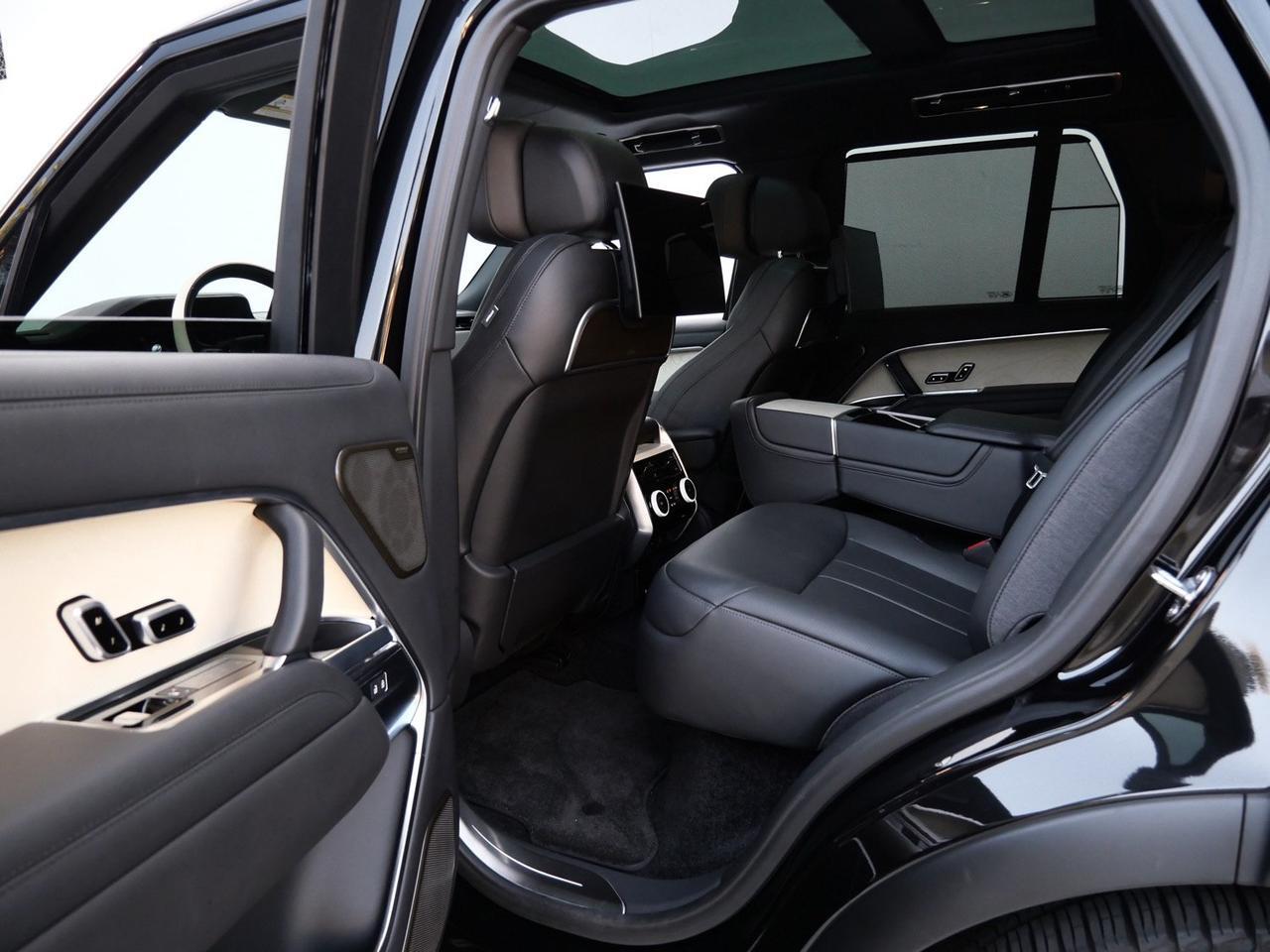 2024 Land Rover Range Rover SV SV Lawrence KS