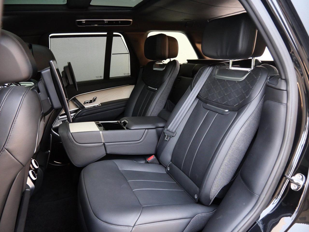 2024 Land Rover Range Rover SV SV Lawrence KS