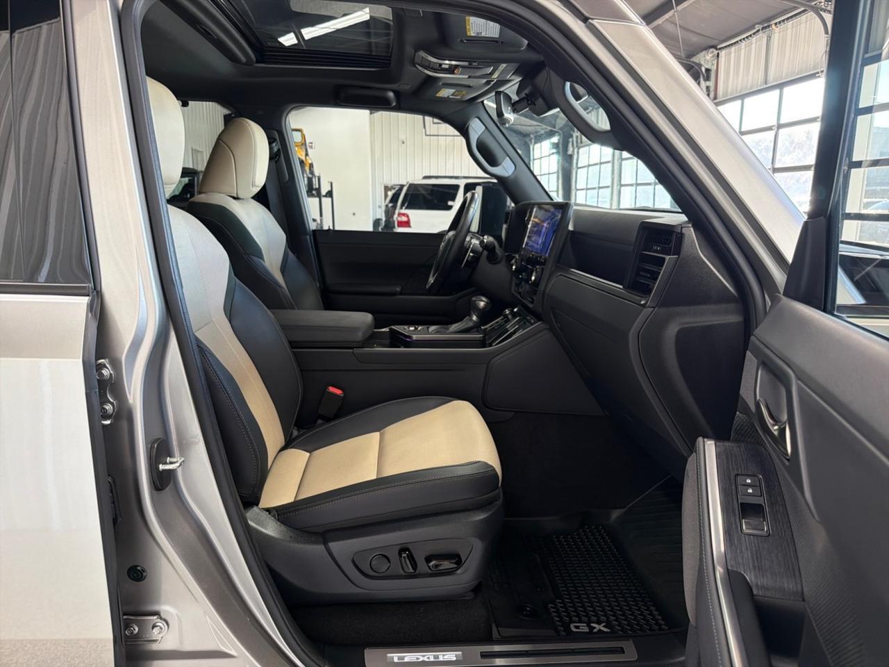 2024 Lexus GX550 Overtrail+, HUD, Cool Box, ML Sound, Traffic Jam Assist, Digital Key Houston TX 2024 Lexus GX550 Overtrail+, HUD, Cool Box, ML Sound, Traffic Jam Assist, Digital Key Houston TX