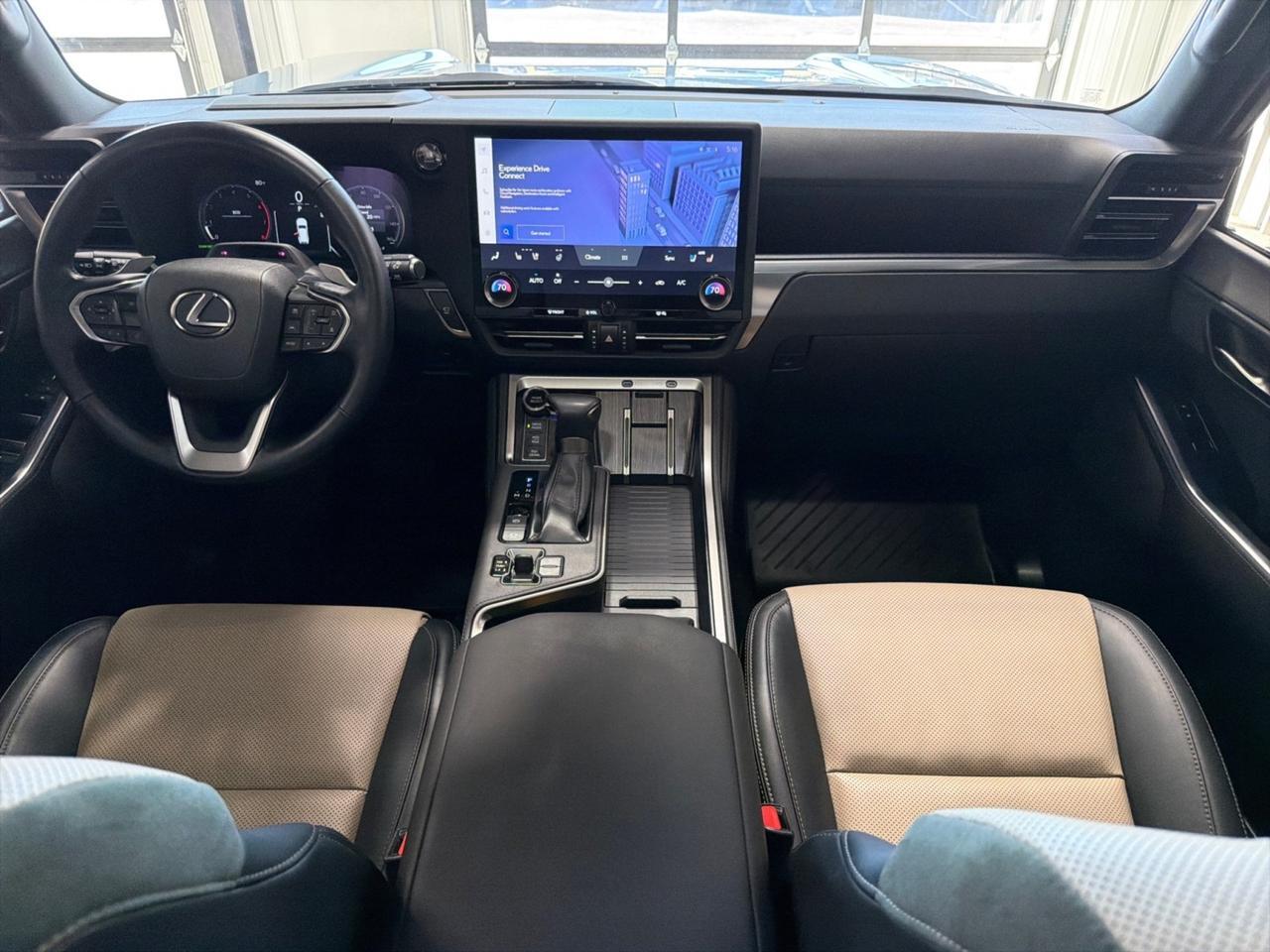 2024 Lexus GX550 Overtrail+, HUD, Cool Box, ML Sound, Traffic Jam Assist, Digital Key Houston TX 2024 Lexus GX550 Overtrail+, HUD, Cool Box, ML Sound, Traffic Jam Assist, Digital Key Houston TX