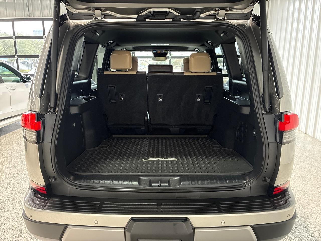 2024 Lexus GX550 Overtrail, Wescott Design Lift, Nitto Ridge Grappler Tires, HUD, Cool Box,, Traffic Jam Assist, Rock Rails Houston TX 2024 Lexus GX550 Overtrail, Wescott Design Lift, Nitto Ridge Grappler Tires, HUD, Cool Box,, Traffic Jam Assist, Rock Rails Houston TX