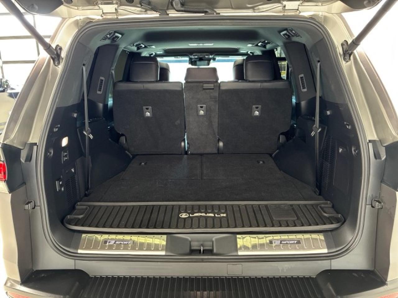 2024 Lexus LX600 F-SPORT, ML 25-Speaker Sound, Acitve Height Control, Vossen Whee Houston TX 2024 Lexus LX600 F-SPORT, ML 25-Speaker Sound, Acitve Height Control, Vossen Whee Houston TX