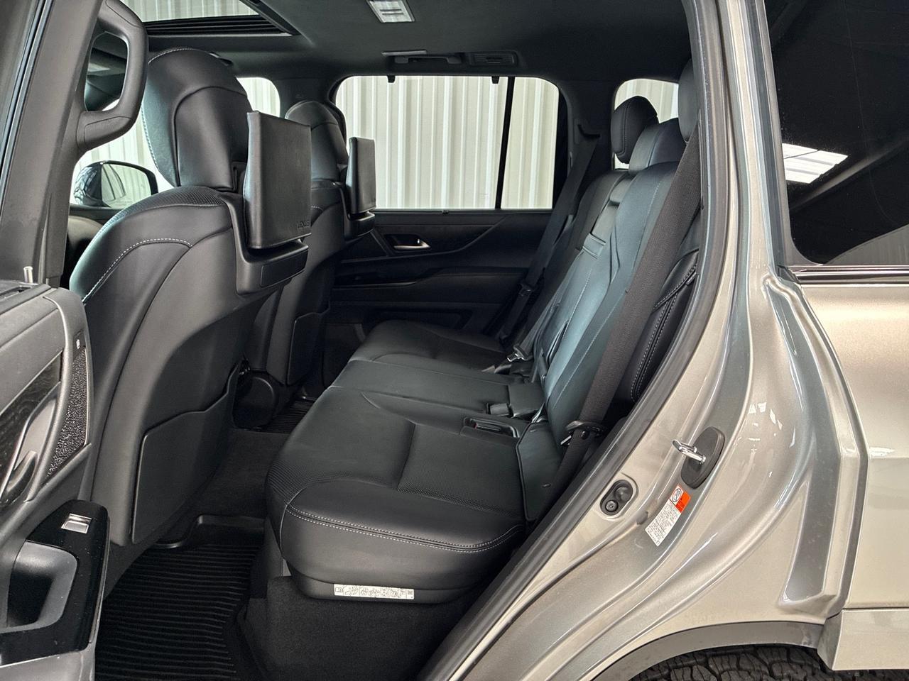 2024 Lexus LX600 Luxury, Active Height Control, Appearance Pkg, Rear Entertainment Houston TX 2024 Lexus LX600 Luxury, Active Height Control, Appearance Pkg, Rear Entertainment Houston TX