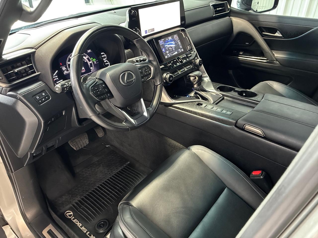 2024 Lexus LX600 Luxury, Active Height Control, Appearance Pkg, Rear Entertainment Houston TX 2024 Lexus LX600 Luxury, Active Height Control, Appearance Pkg, Rear Entertainment Houston TX