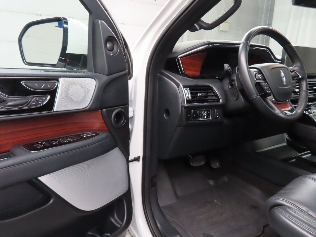 2024 Lincoln Navigator L Reserve 4WD Fond du Lac WI