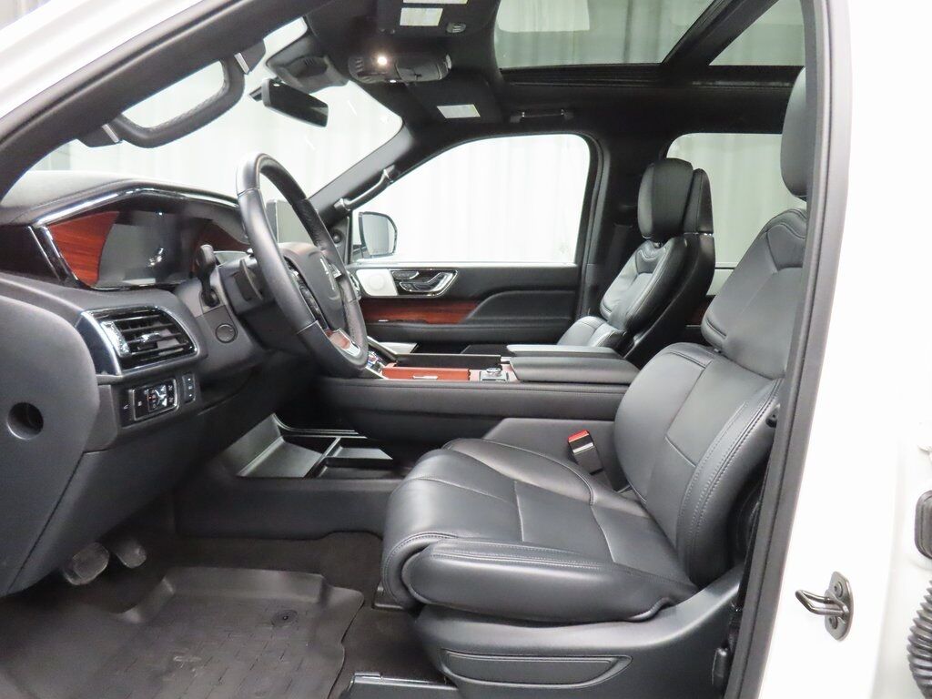 2024 Lincoln Navigator L Reserve 4WD Fond du Lac WI