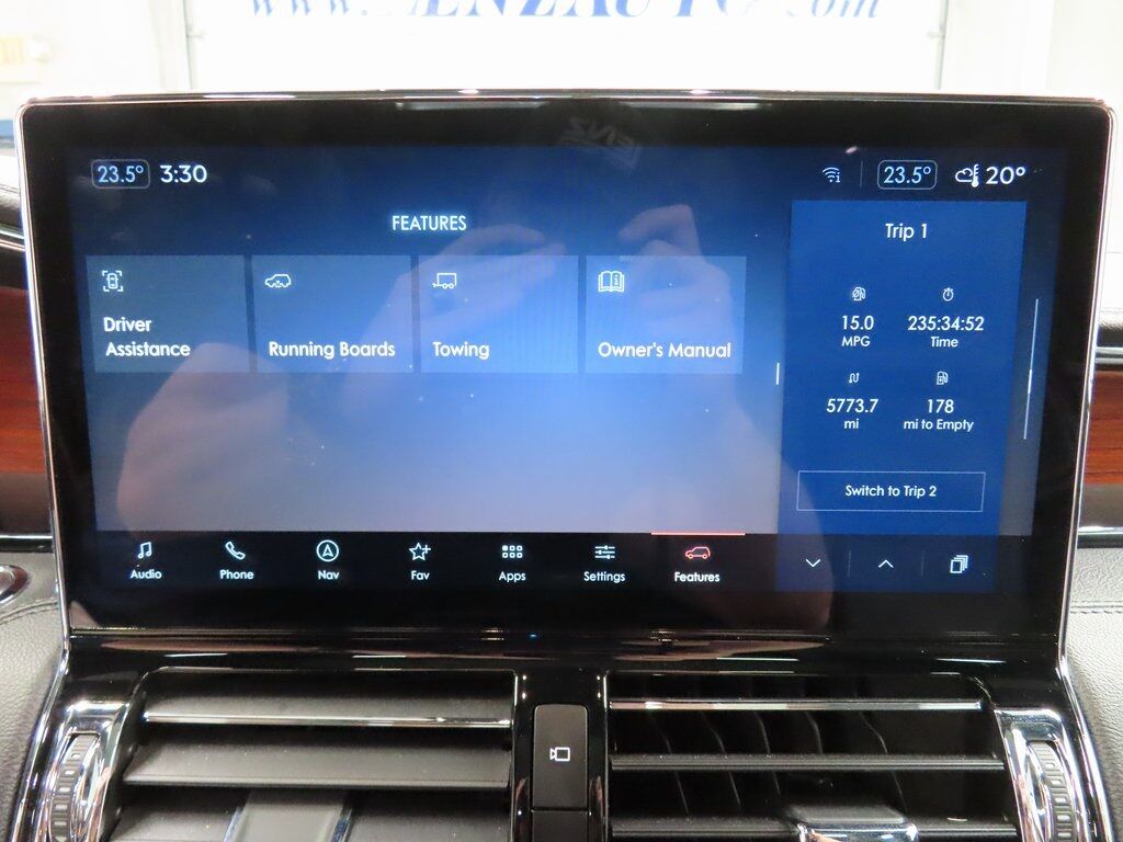 2024 Lincoln Navigator L Reserve 4WD Fond du Lac WI