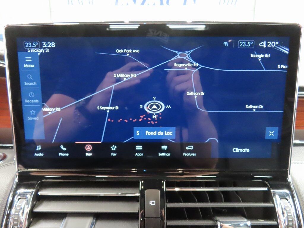 2024 Lincoln Navigator L Reserve 4WD Fond du Lac WI