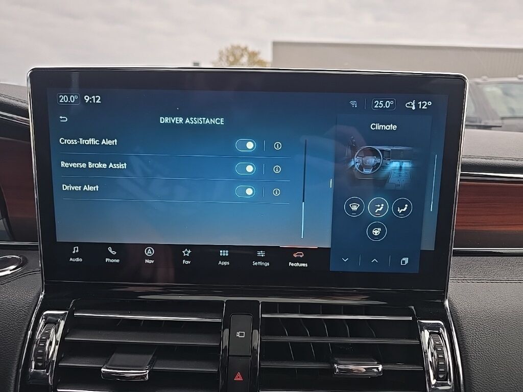 2024 Lincoln Navigator L Reserve 4WD Fond du Lac WI