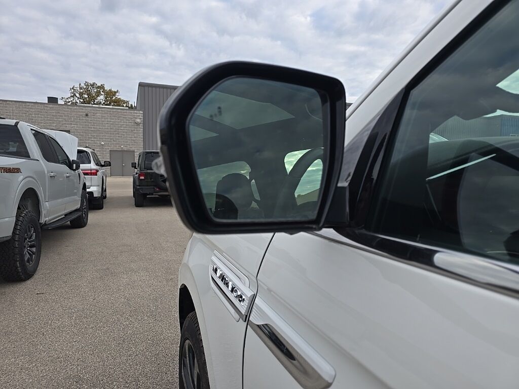 2024 Lincoln Navigator L Reserve 4WD Fond du Lac WI